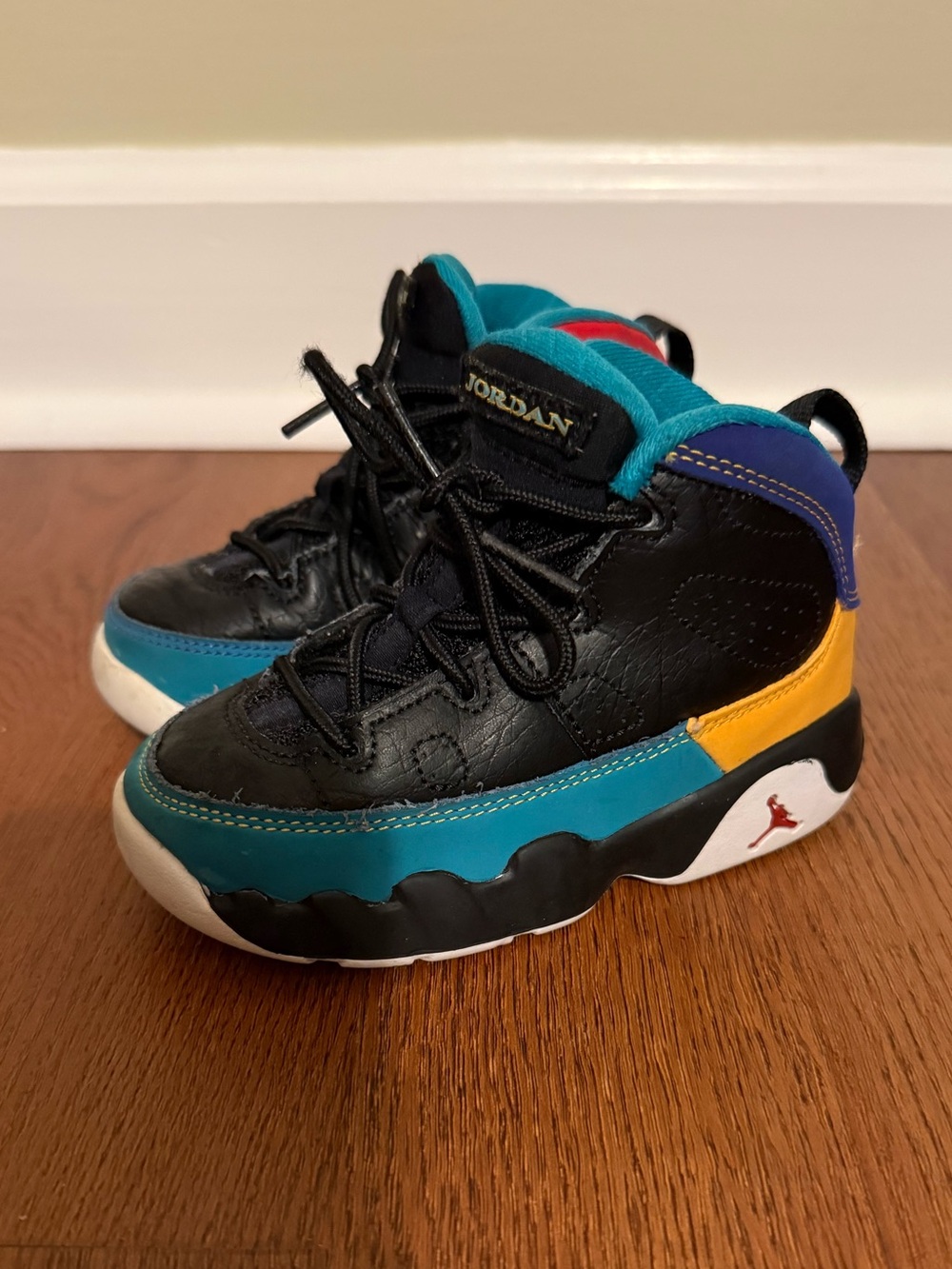 Nike Air Jordan 9 Dream It Do It Black Teal Yellow Size 7C